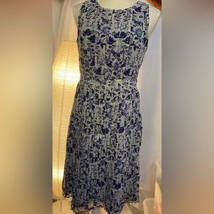 Vertigo Paris Elegant MIDI Dress Vintage Blue Floral
